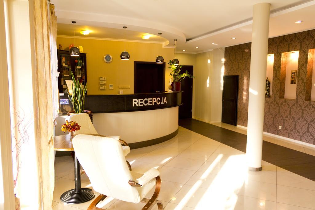 Hotel Tim Cekanowo Esterno foto