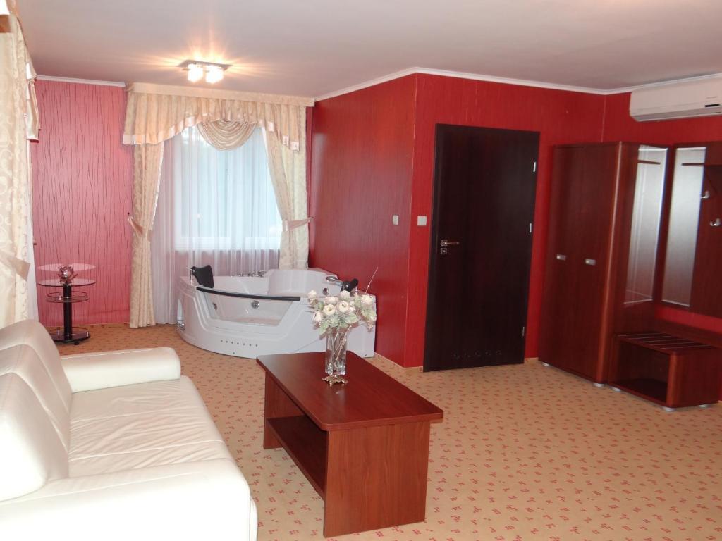 Hotel Tim Cekanowo Esterno foto
